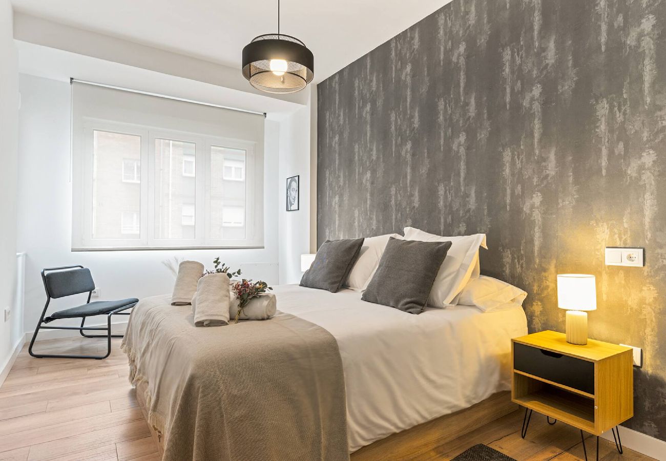 Apartamento en Gijón - Dalí, espectacular apartamento, escritorio y WIFI