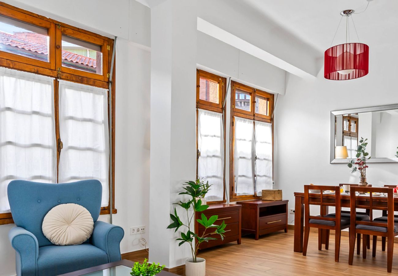 Apartamento en Gijón - El Parchís, Menéndez Valdés