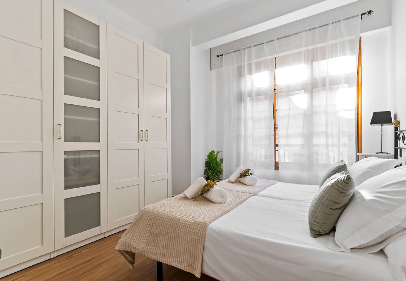 Apartamento en Gijón - El Parchís, Menéndez Valdés