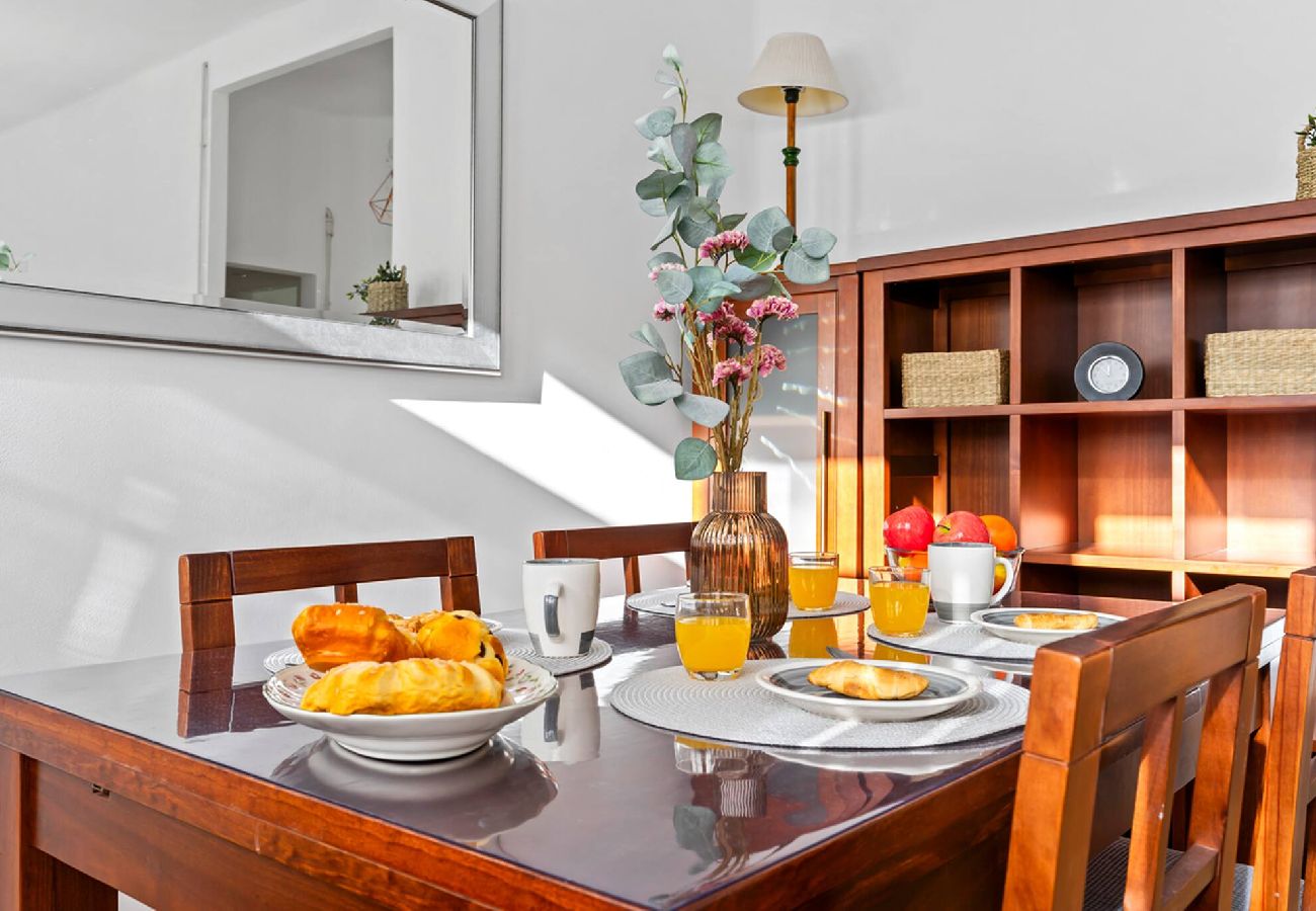 Apartamento en Gijón - El Parchís, Menéndez Valdés