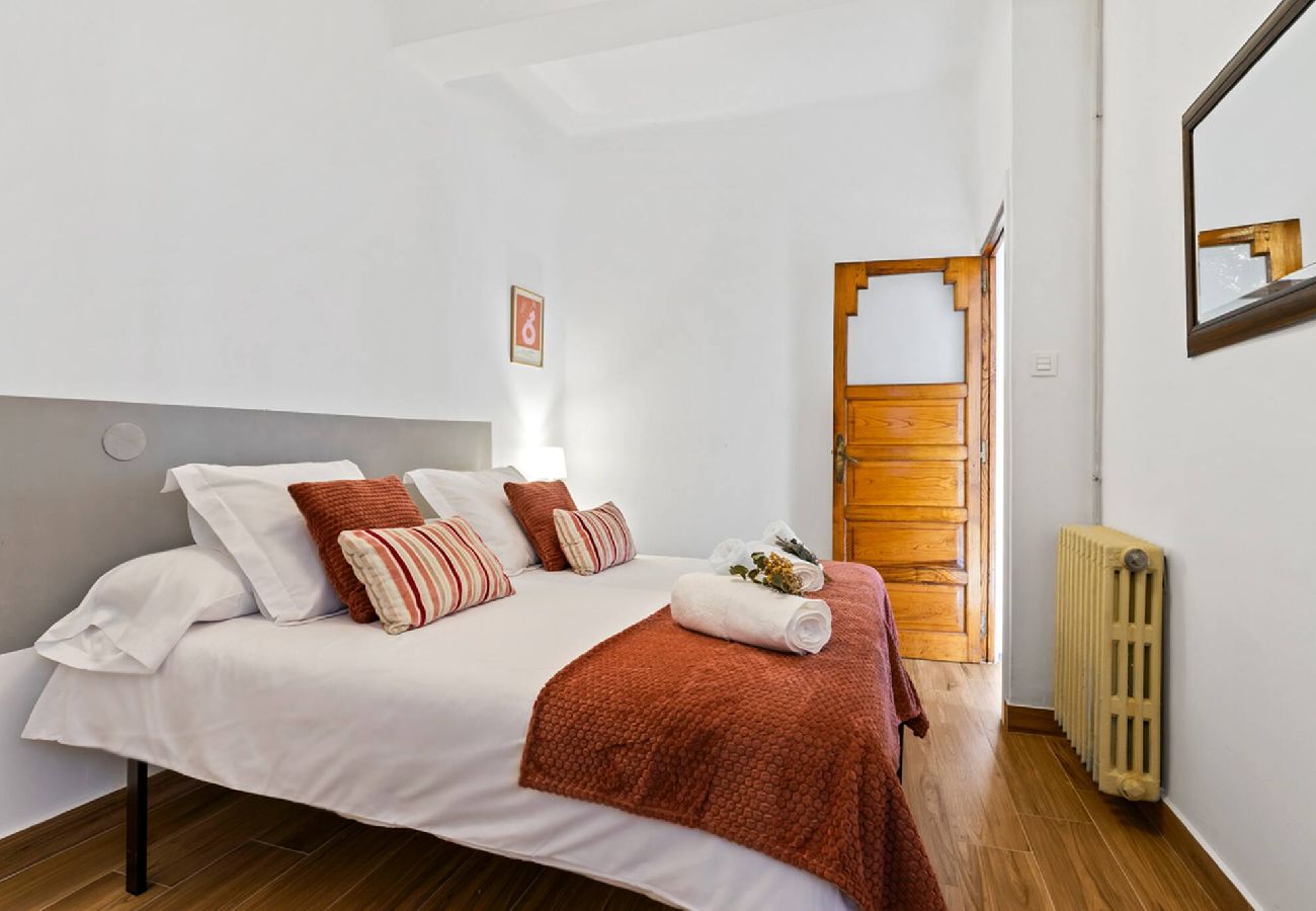 Apartamento en Gijón - El Parchís, Menéndez Valdés