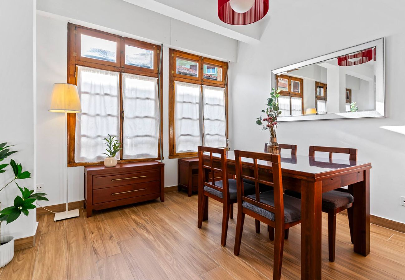 Apartamento en Gijón - El Parchís, Menéndez Valdés