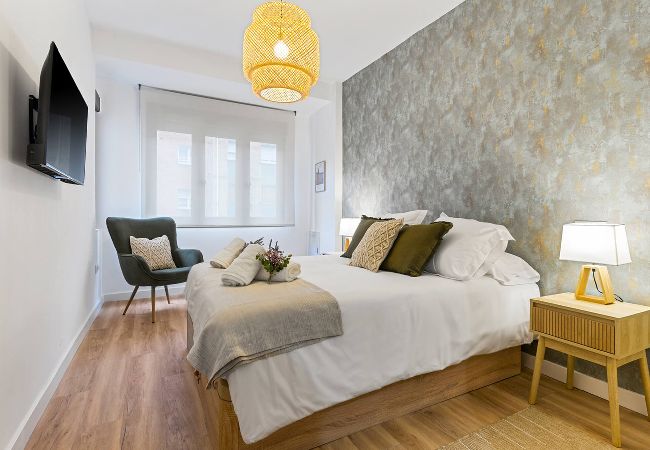 Apartamento en Gijón - Monet, apartamento con terraza, cuna y trona