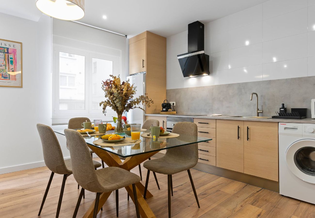 Apartamento en Gijón - Matisse, totalmente reformado y modernista