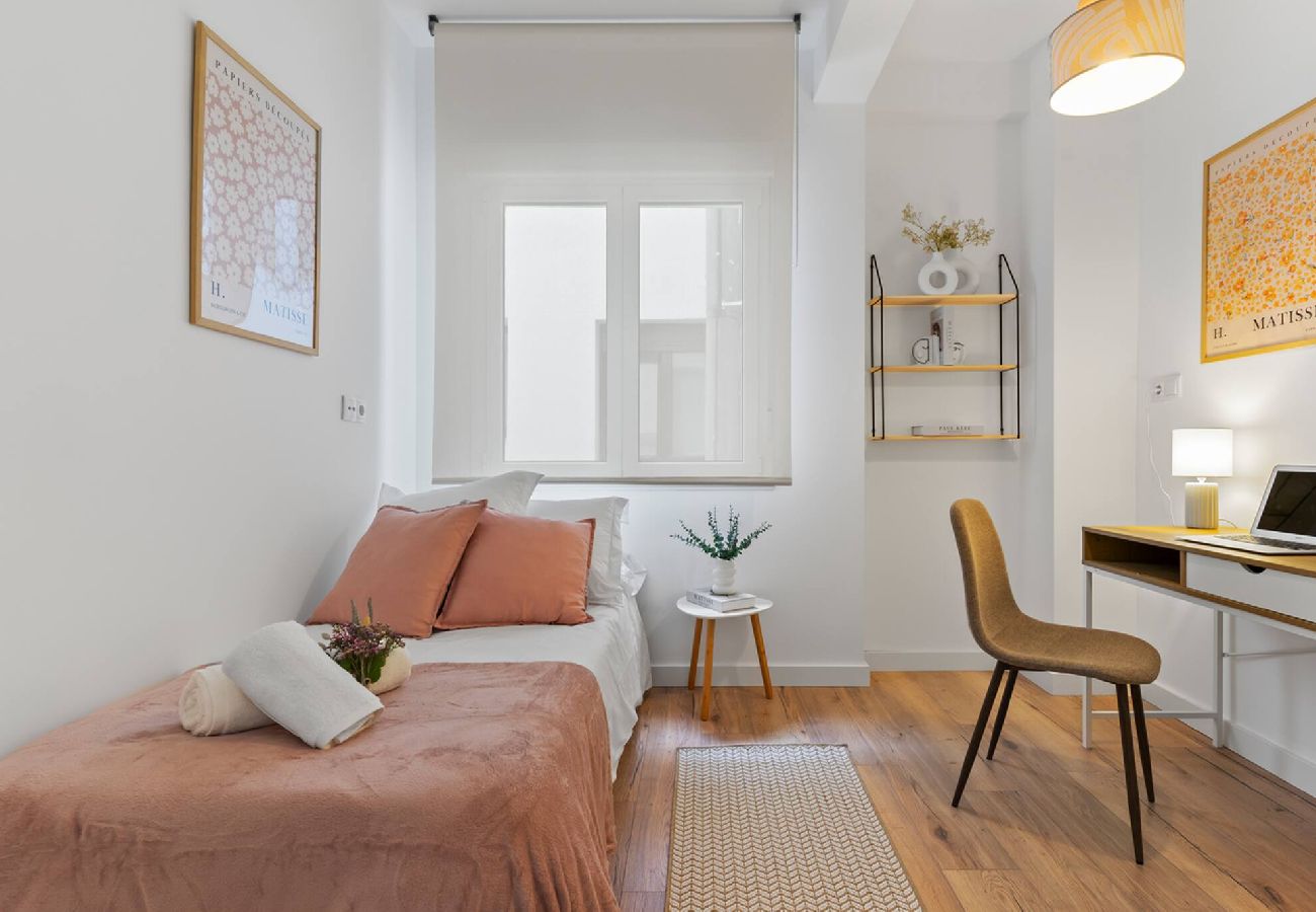 Apartamento en Gijón - Matisse, totalmente reformado y modernista