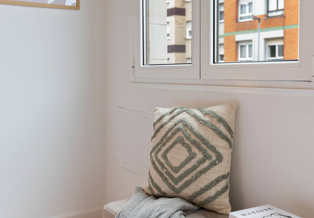 Apartamento en Gijón - Matisse, totalmente reformado y modernista