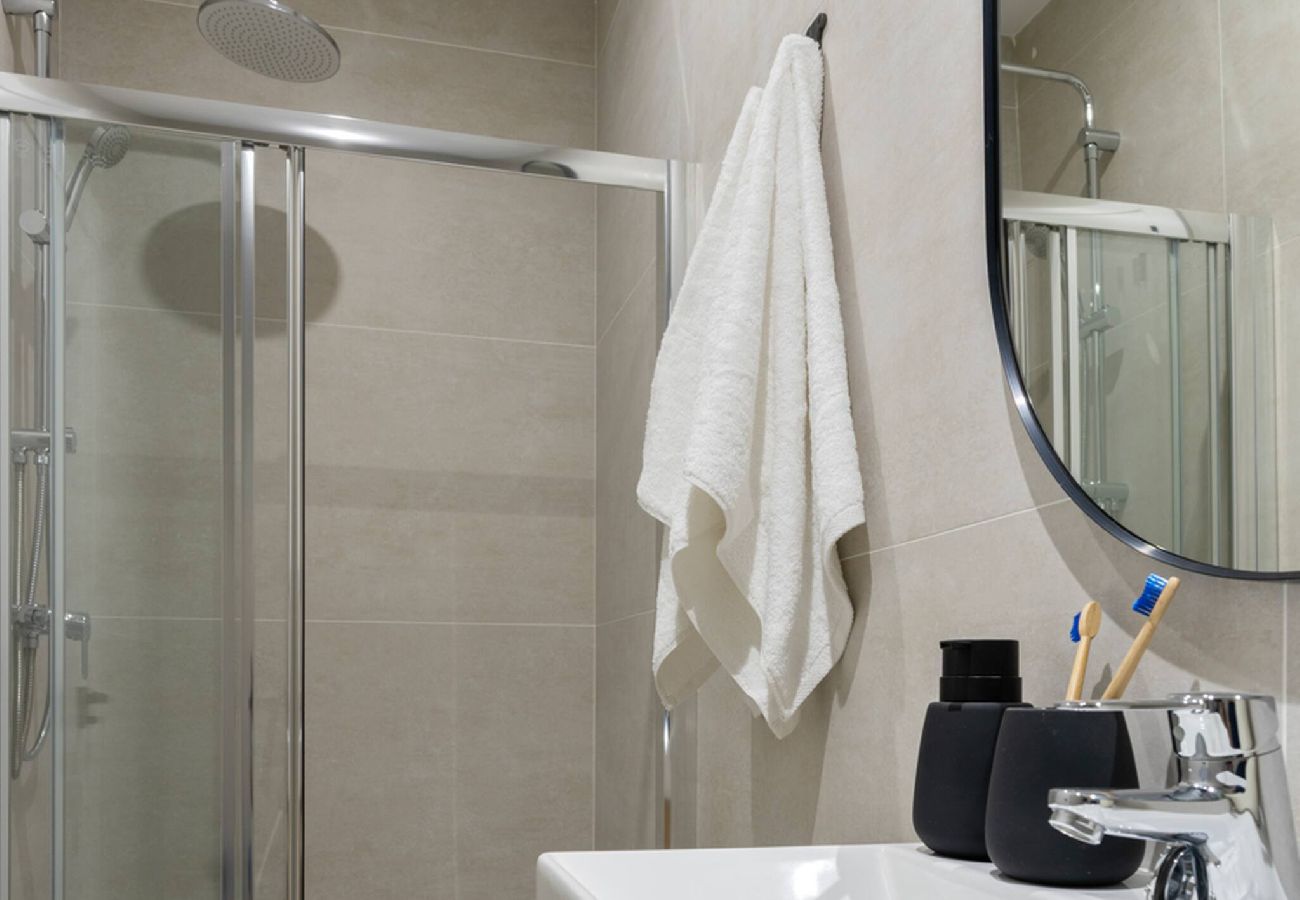 Apartamento en Gijón - Matisse, totalmente reformado y modernista