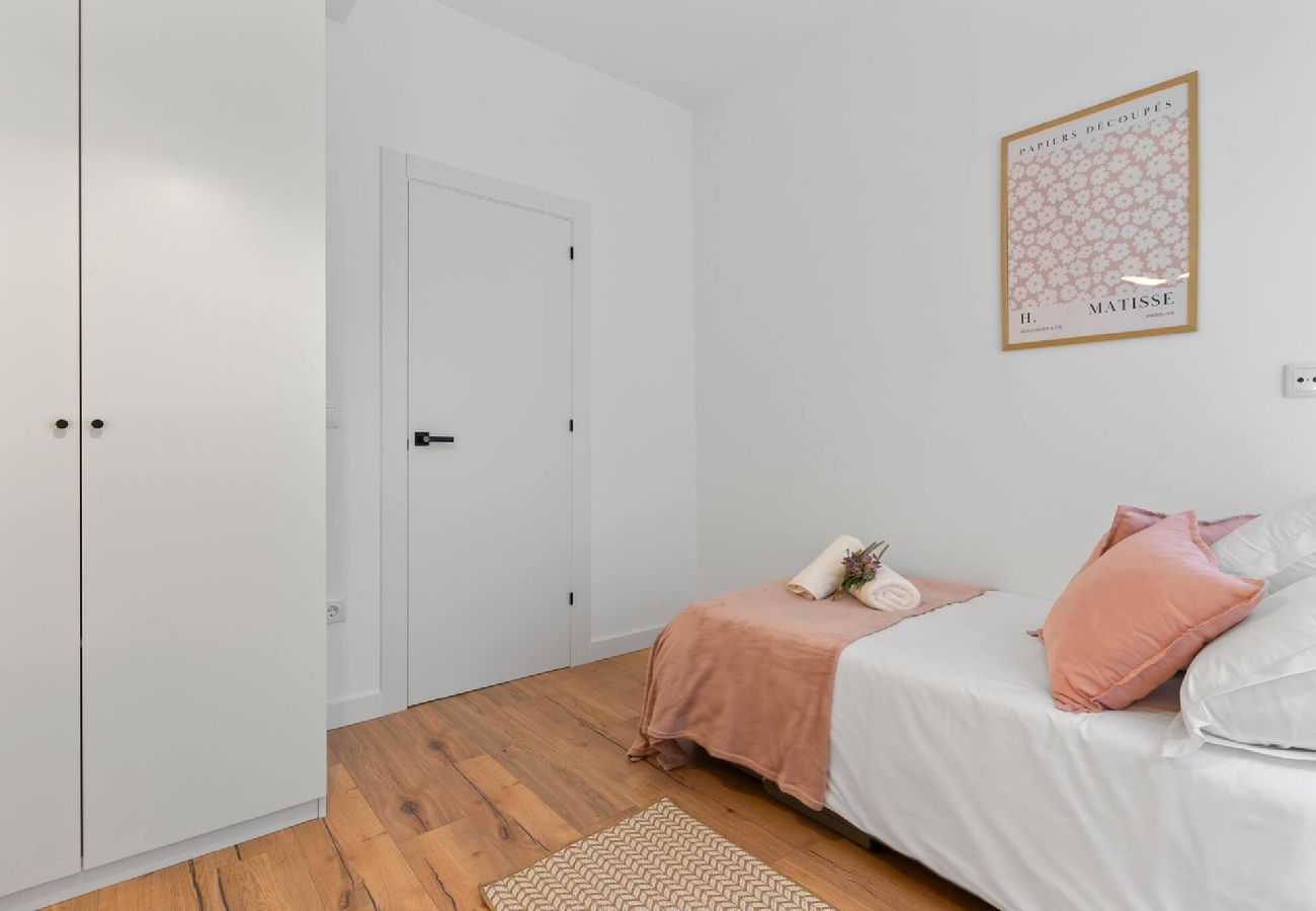 Apartamento en Gijón - Matisse, totalmente reformado y modernista