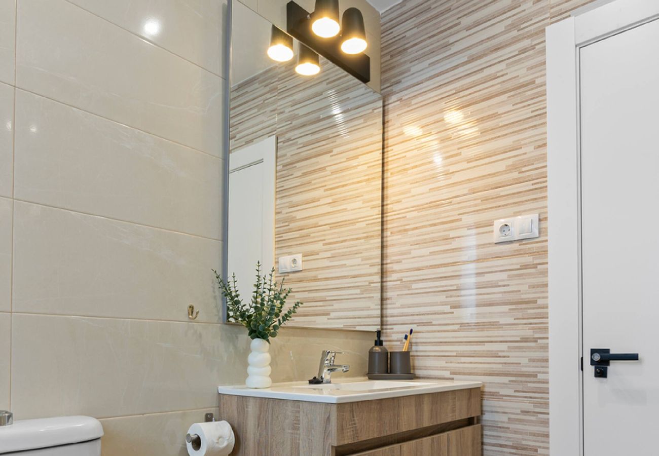 Apartamento en Gijón - Matisse, totalmente reformado y modernista