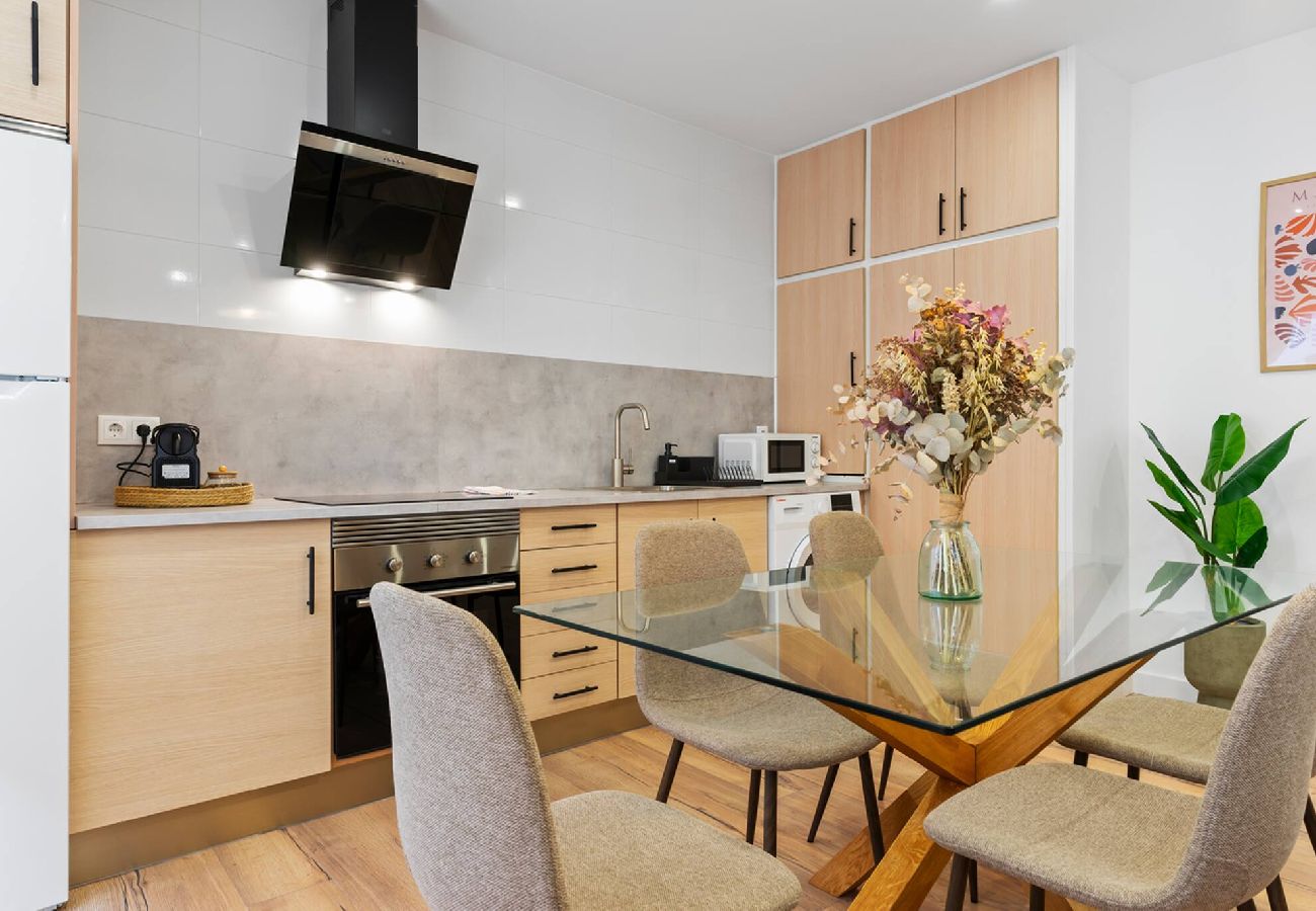 Apartamento en Gijón - Matisse, totalmente reformado y modernista