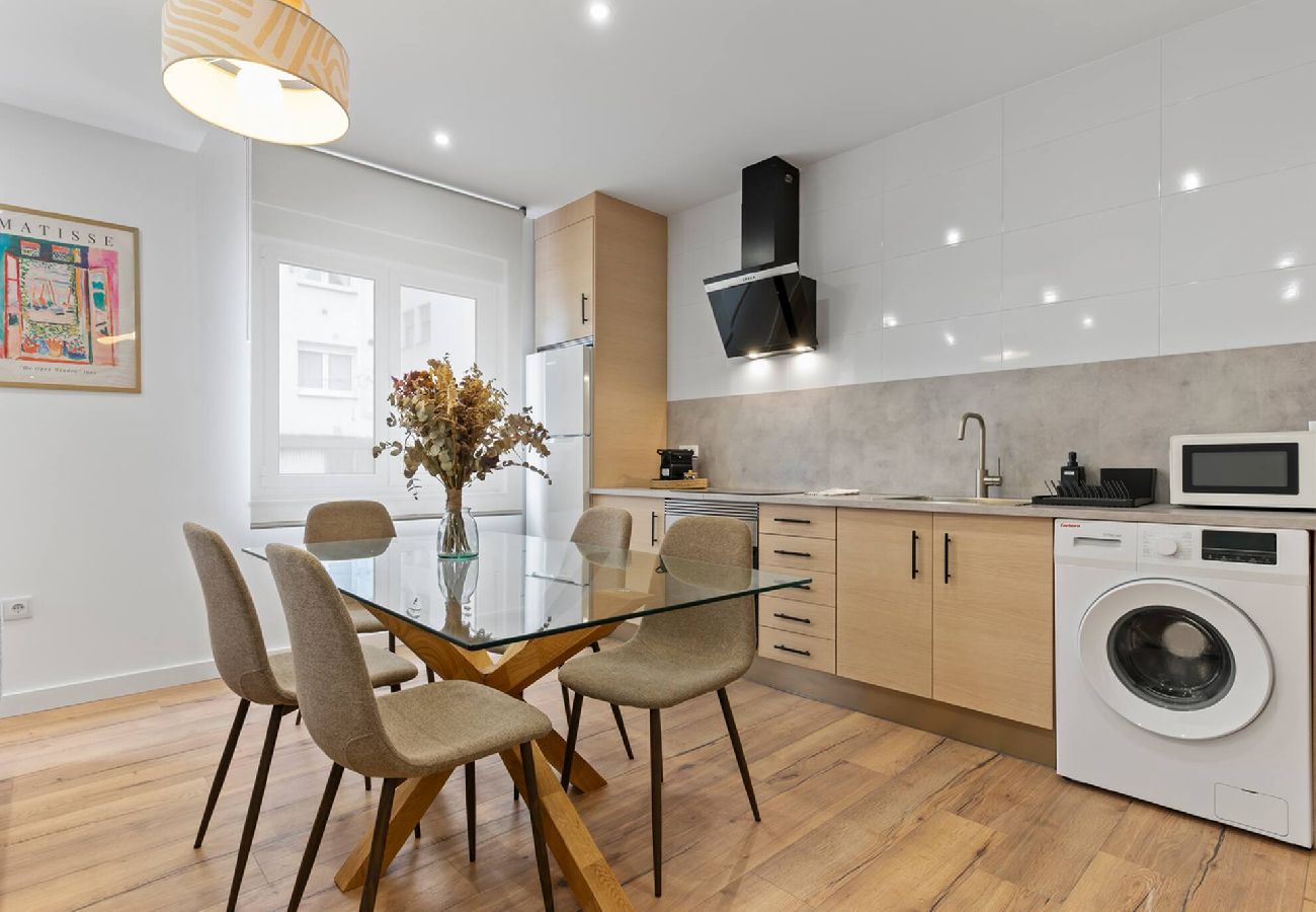 Apartamento en Gijón - Matisse, totalmente reformado y modernista