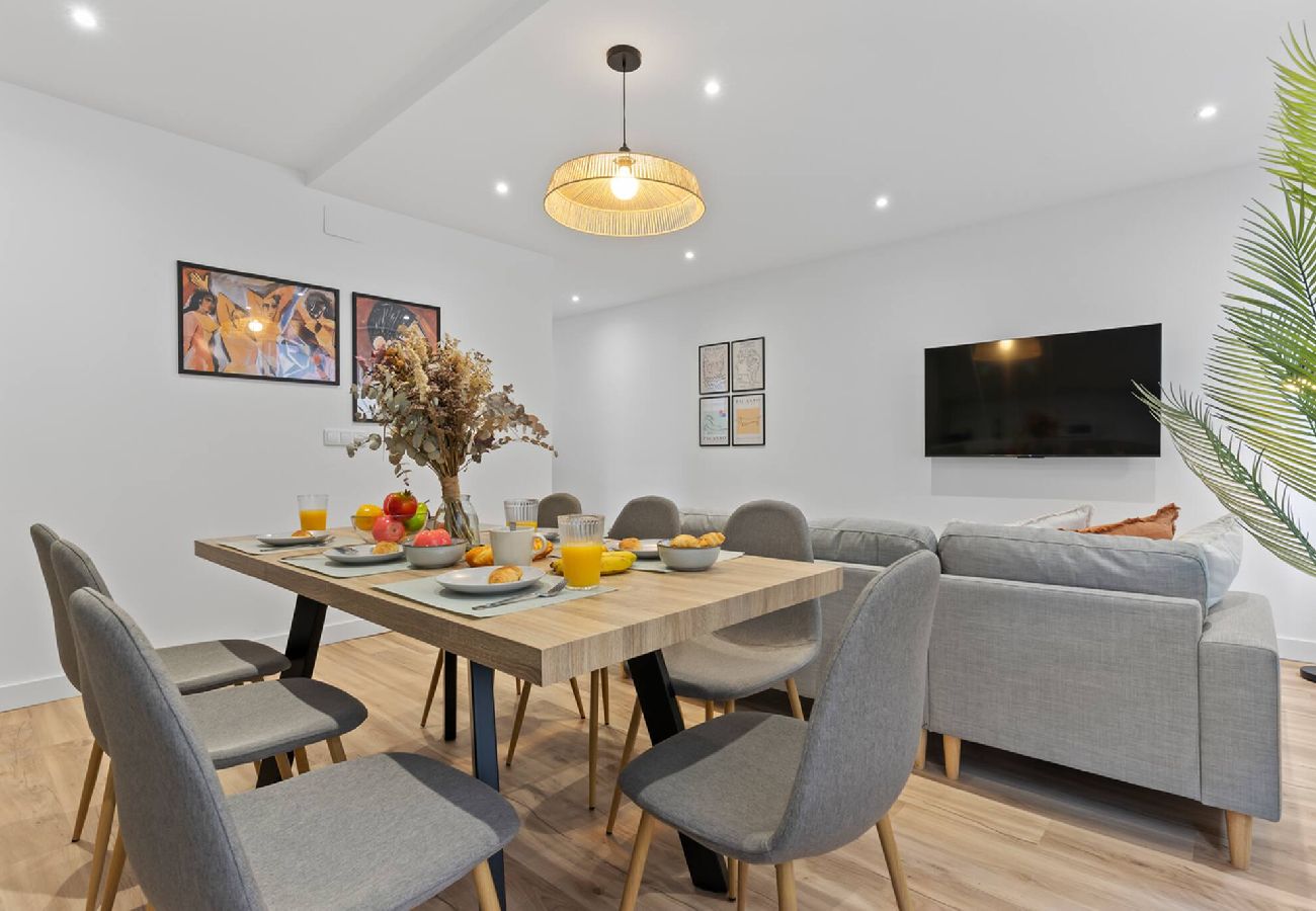 Apartamento en Gijón - Picasso, para 6 personas, espacioso piso de diseño