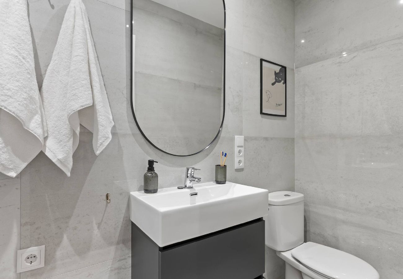 Apartamento en Gijón - Picasso, para 6 personas, espacioso piso de diseño