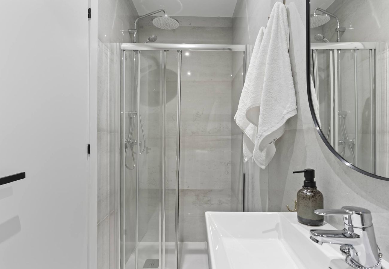 Apartamento en Gijón - Picasso, para 6 personas, espacioso piso de diseño