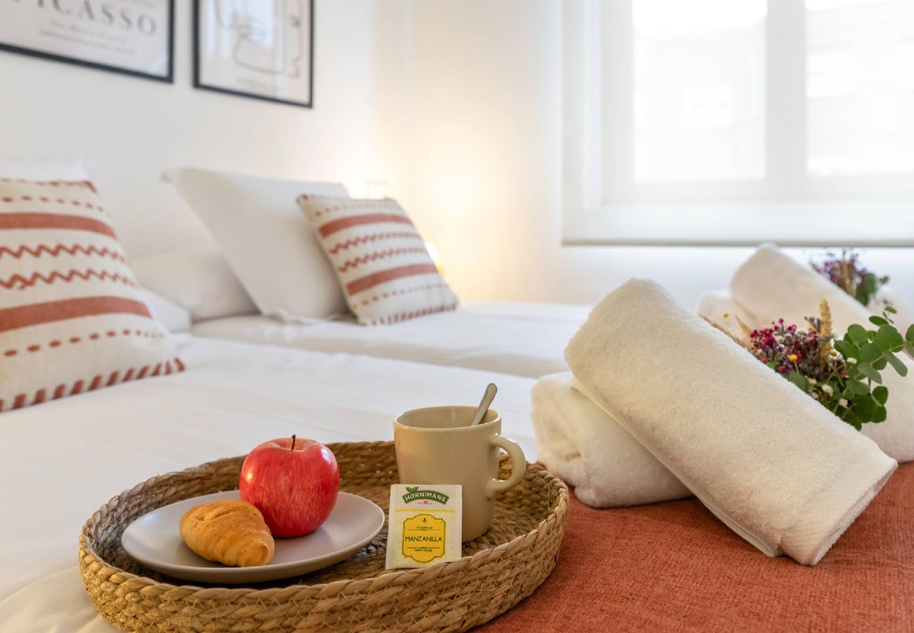 Apartamento en Gijón - Picasso, para 6 personas, espacioso piso de diseño