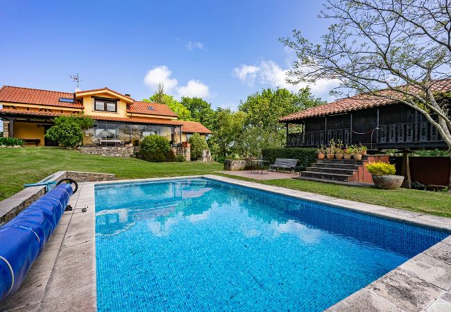 Casa en Villaviciosa - FIGARES