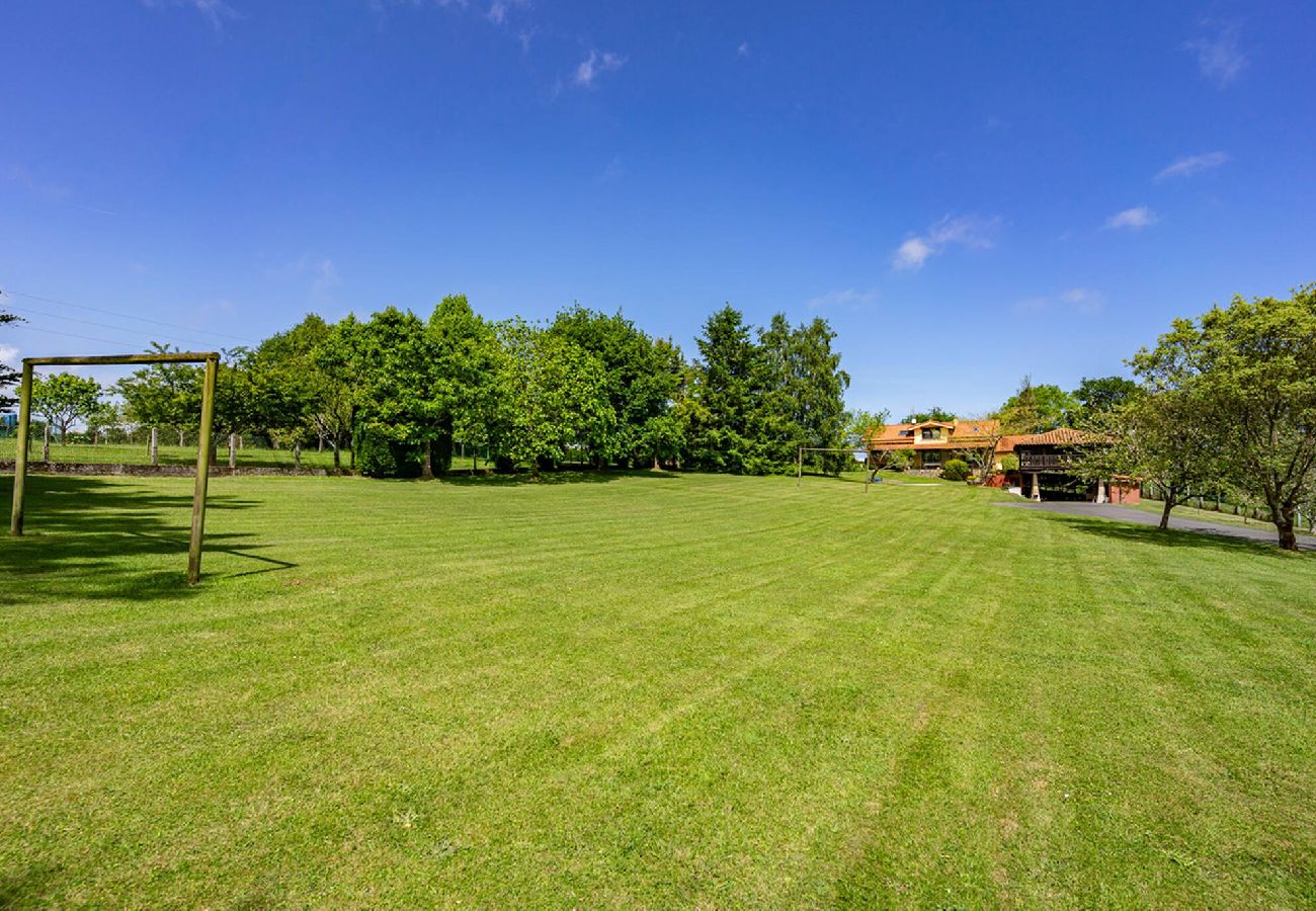 Casa en Villaviciosa - FIGARES