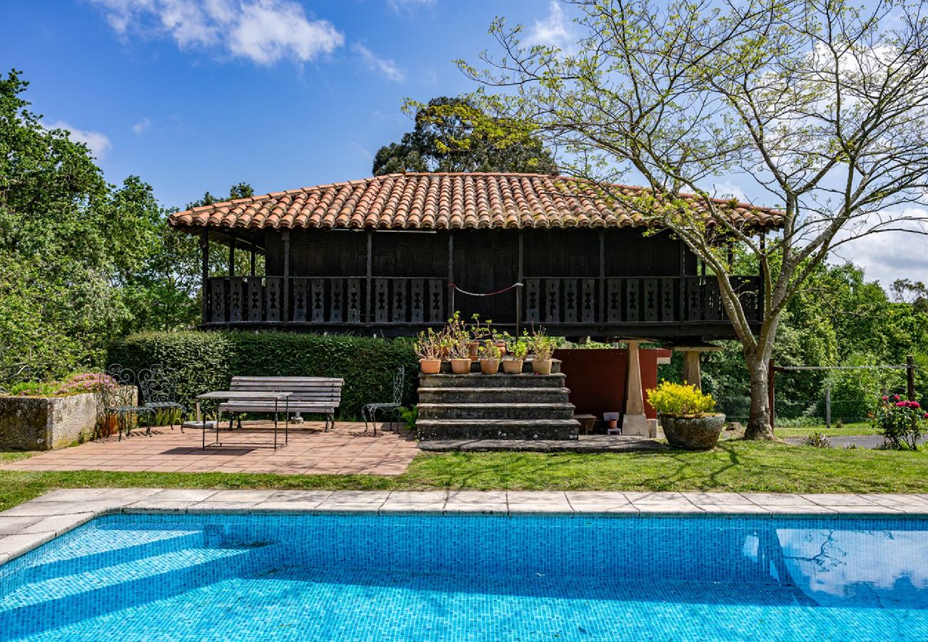 Casa en Villaviciosa - FIGARES