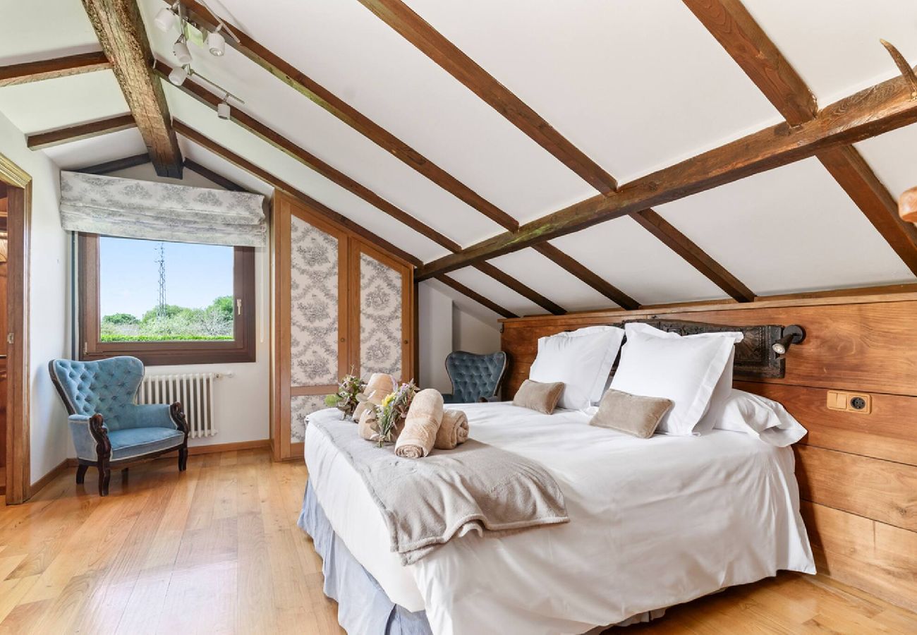 Casa en Villaviciosa - FIGARES