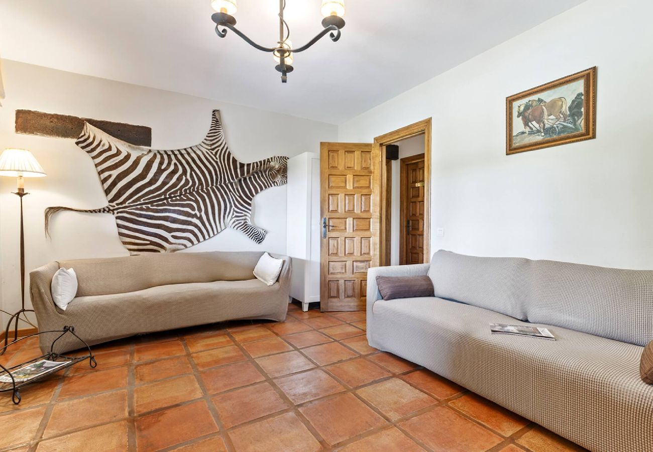 Casa en Villaviciosa - FIGARES