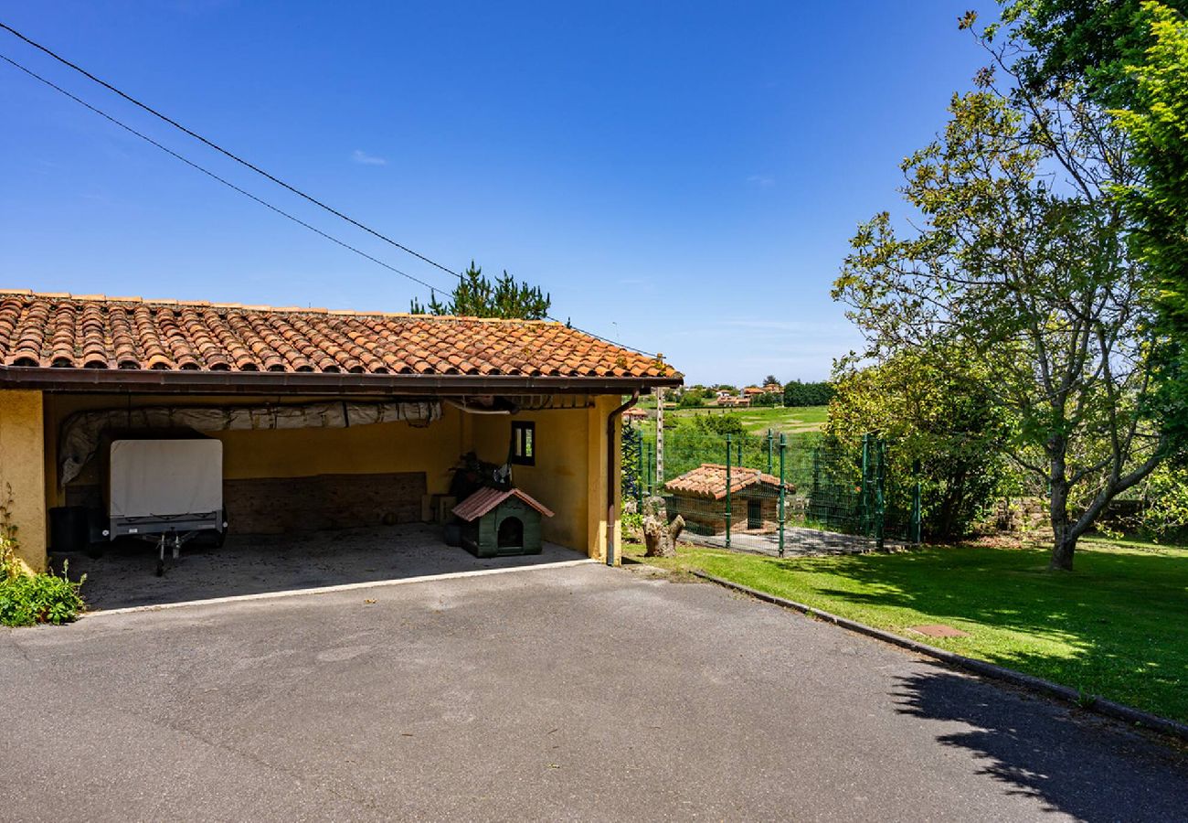 Casa en Villaviciosa - FIGARES